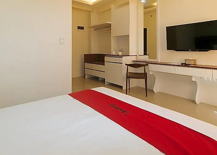 Hotel Reddoorz @ Leoncia Apartelle Mandaue