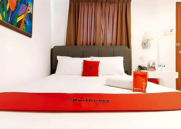 Reddoorz @ Leoncia Apartelle Mandaue *